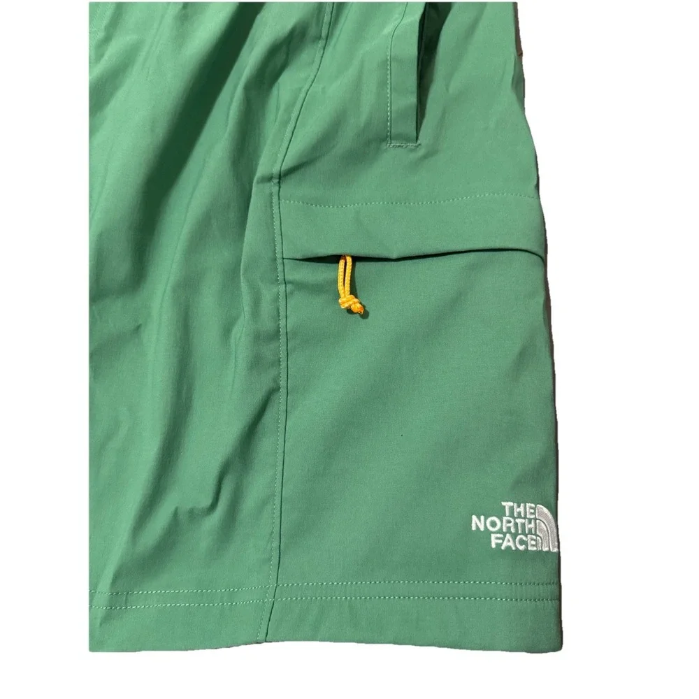 The North Face Men's XXL Deep Grass Green‎ Class V Belted Short